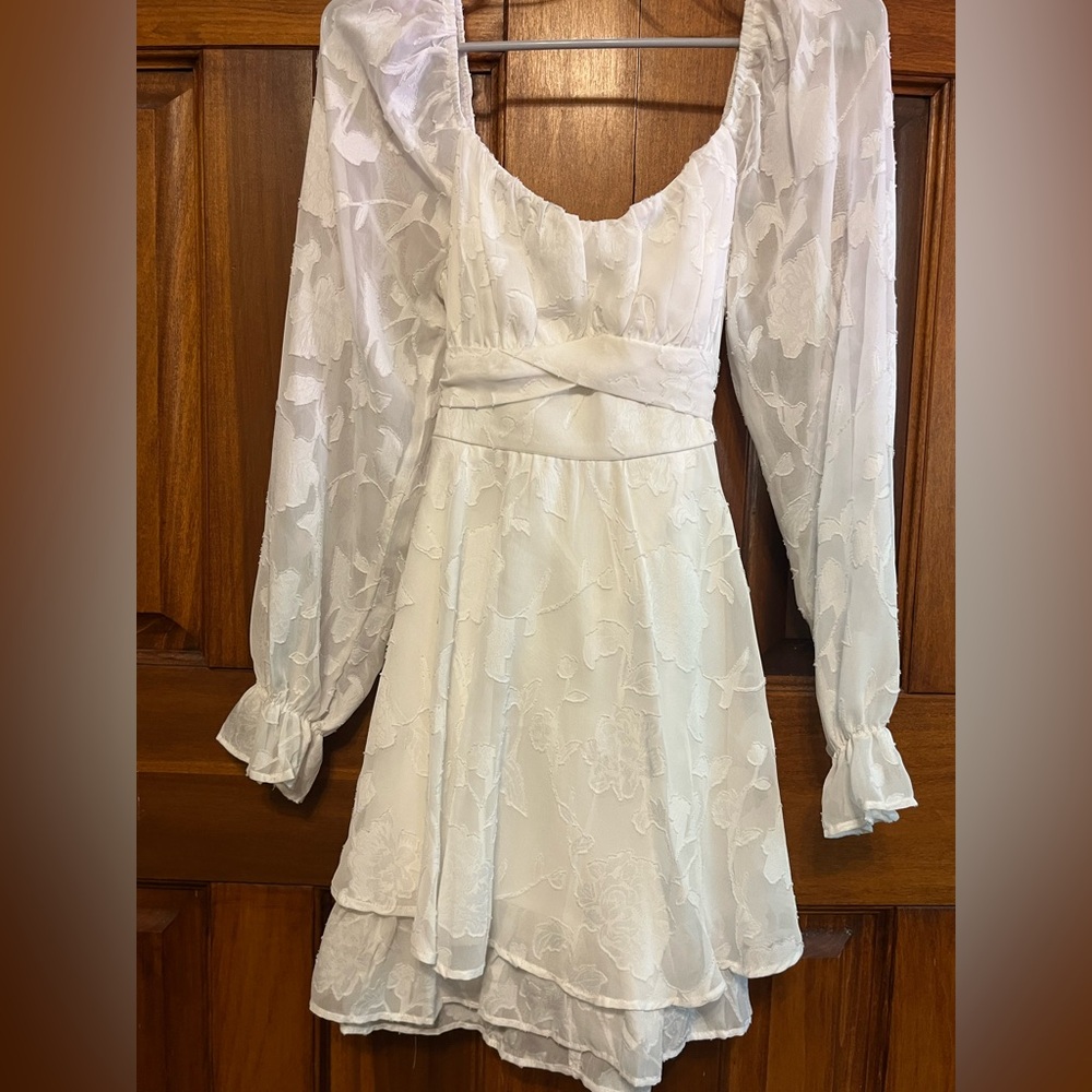 Elegant White Floral Dress